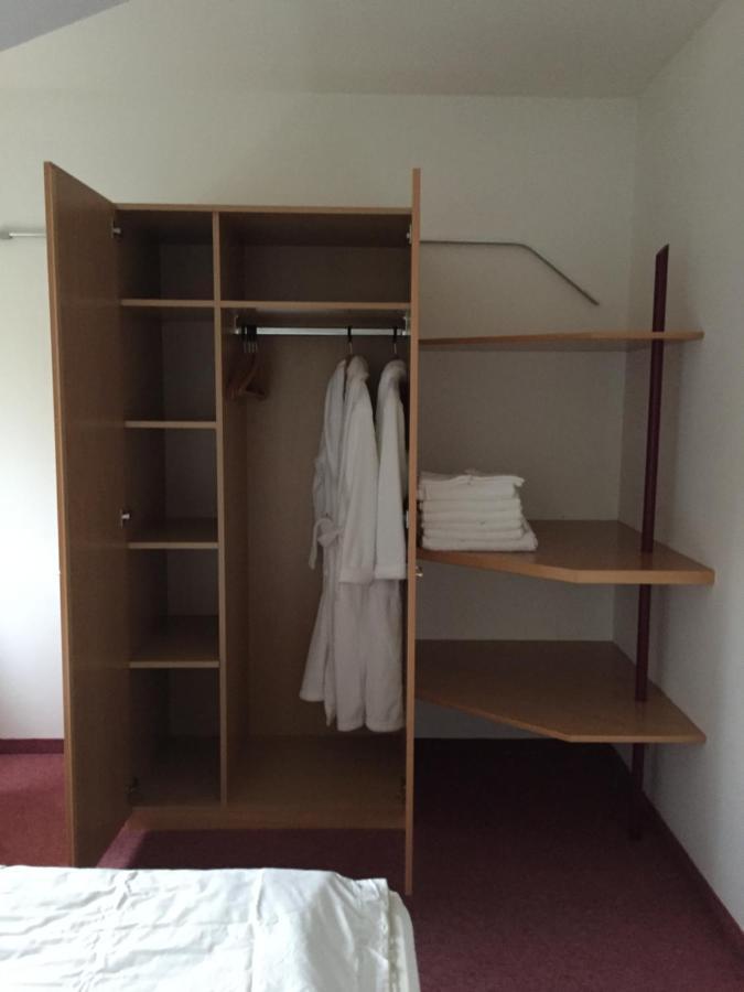 Familien Chalet Mit Direktem Bademantelgang Zur Therme Lutzmannsburg Luaran gambar