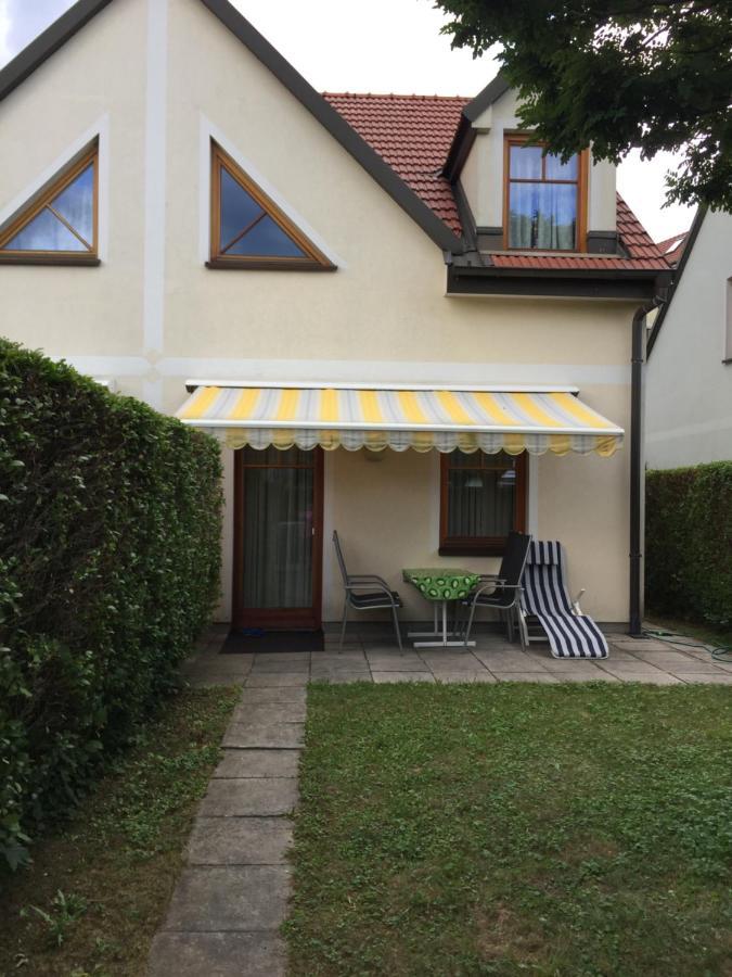Familien Chalet Mit Direktem Bademantelgang Zur Therme Lutzmannsburg Luaran gambar